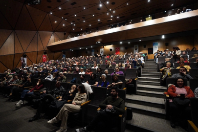 Tiyatro tutkunları Beylikdüzü’nde buluşuyor