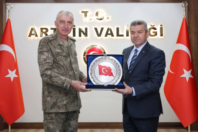 Erzurum 9. Kolordu Komutanı Tümgeneral Akyıldız Artvin'de