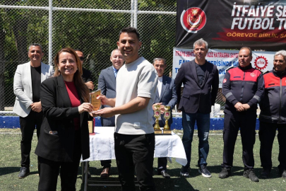 İzmir'de itfaiyecilerden anlamlı turnuva